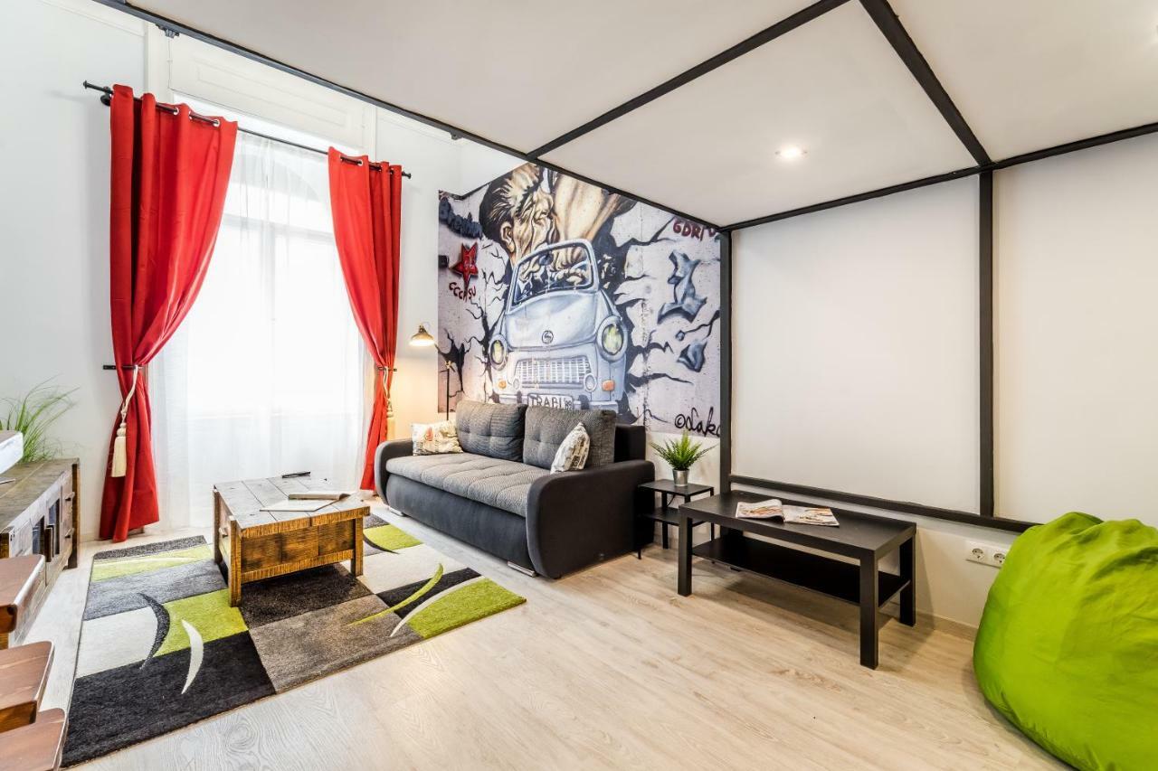 Bpr Stupendous Design Apartment *